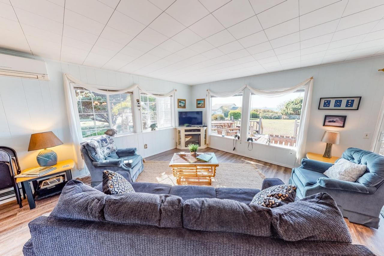 Sea Dreamer Cottage Smith River ภายนอก รูปภาพ