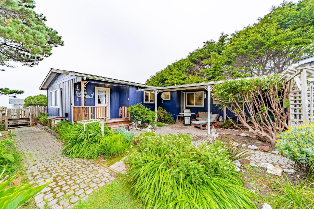 Sea Dreamer Cottage Smith River ภายนอก รูปภาพ